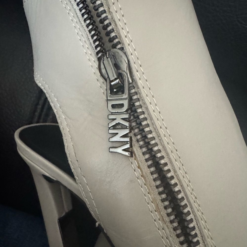 DKNY Women's Cream Heeled Sandals